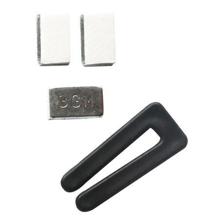 Full kit pictured, including balancing weights and test clip.